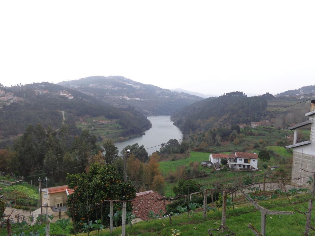 Bernardes House Guest House Castelo de Paiva Exterior foto