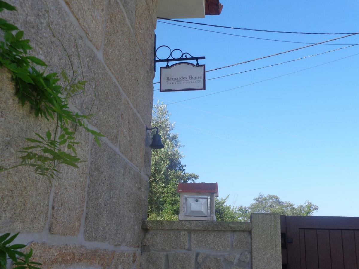 Bernardes House Guest House Castelo de Paiva Exterior foto