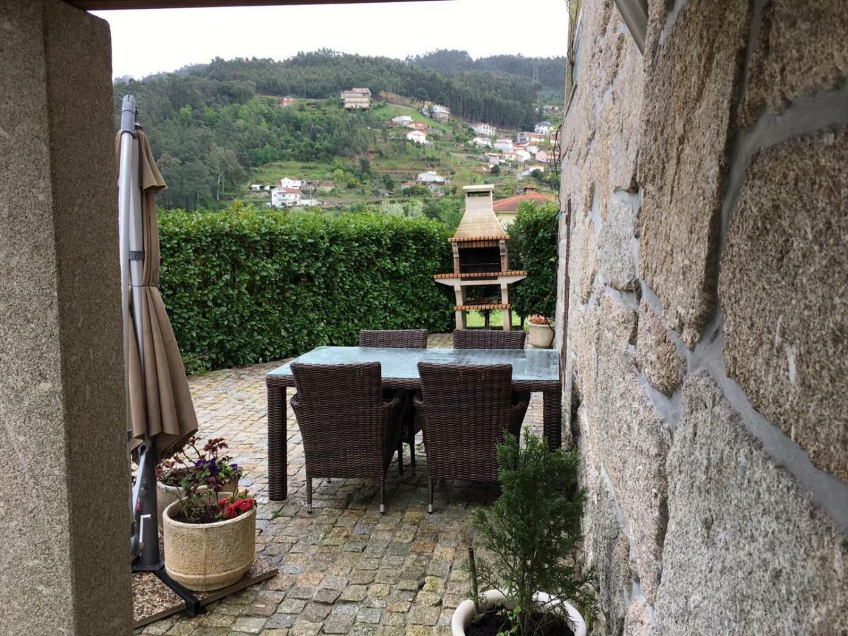 Bernardes House Guest House Castelo de Paiva Exterior foto